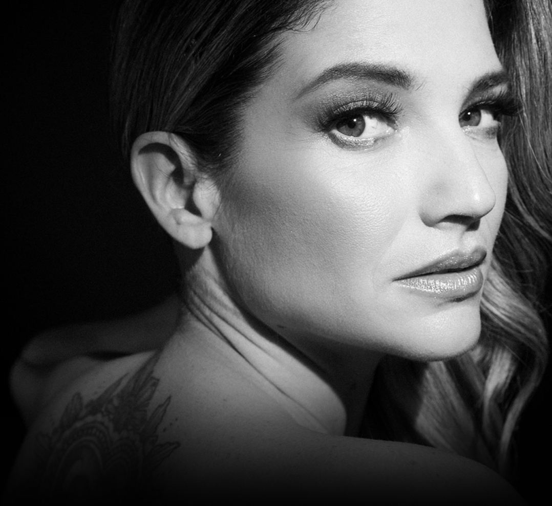 Natalia Jimenez releases her album Antología 20 Años